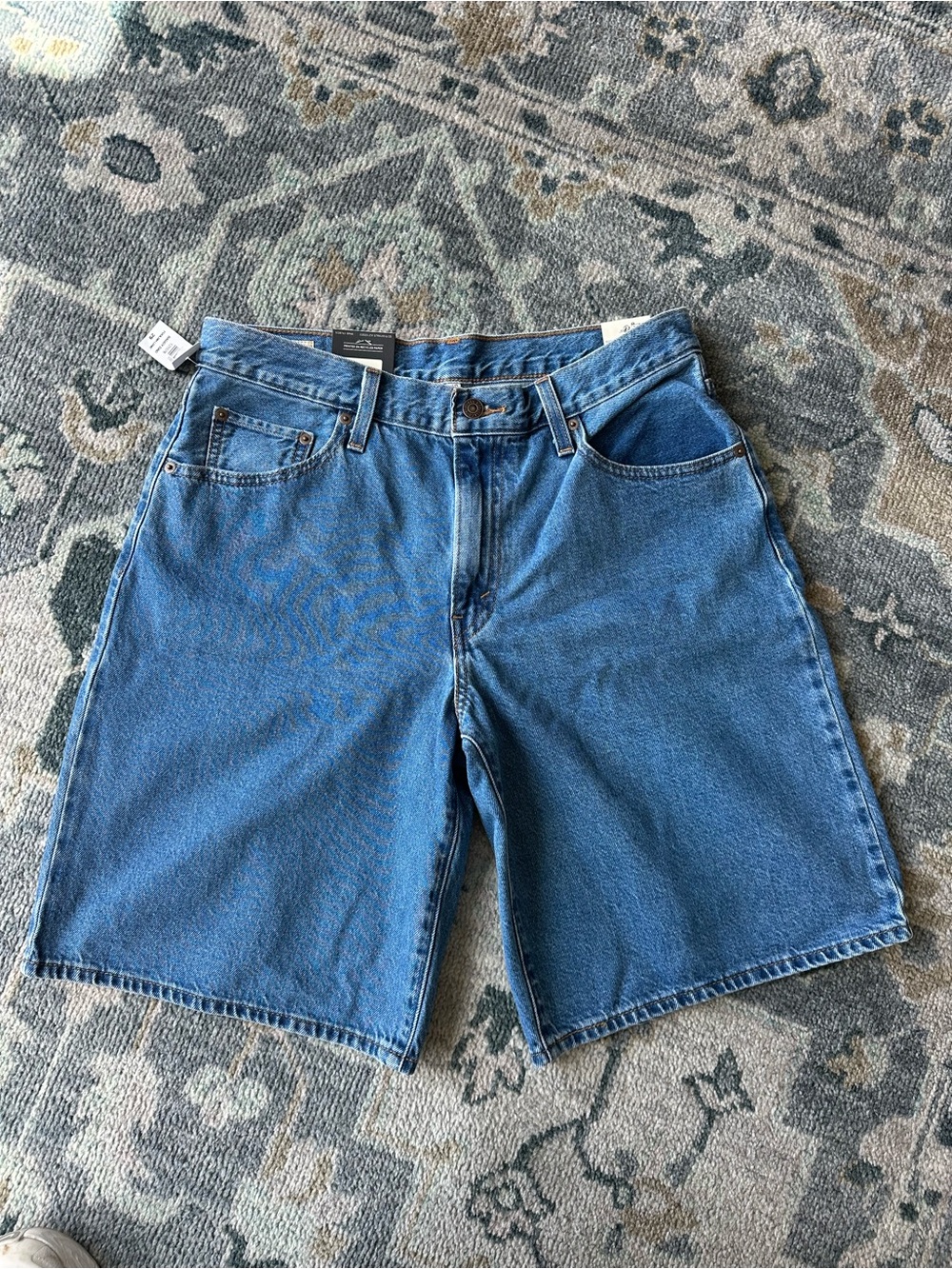 Levi’s Baggy Dad Jort NWT